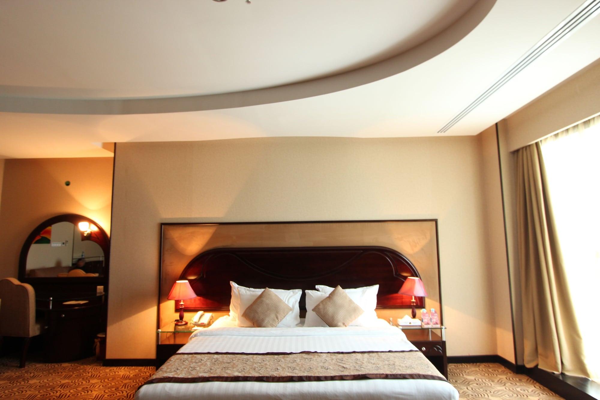Awaliv International Hotel Ta'if Exterior foto A bedroom at the hotel