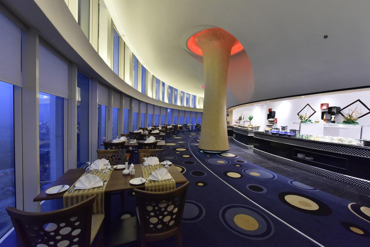 Awaliv International Hotel Ta'if Exterior foto The 360 Restaurant