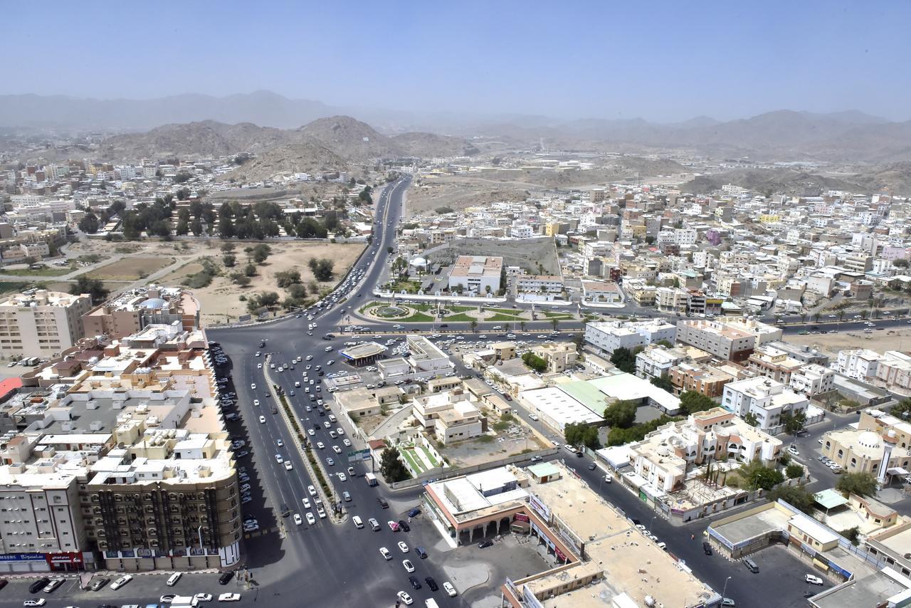 Awaliv International Hotel Ta'if Exterior foto Aerial view of Makkah